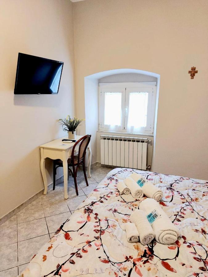 Ostello San Giovanni Bosco Λα Σπέτσια Δωμάτιο φωτογραφία